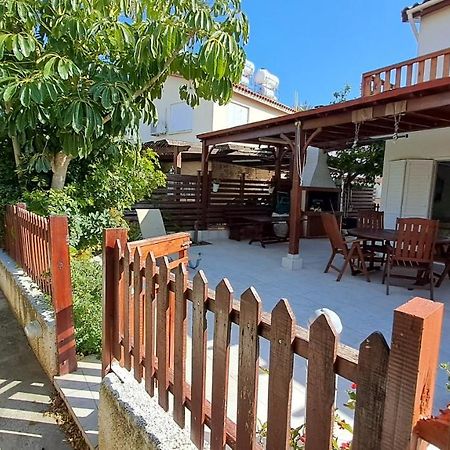 Апартаменты Relaxing Seaside Manors Ларнака Экстерьер фото